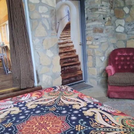 La Loma Del Chivo Llc Stone Cottage Alternative Building Marathon Εξωτερικό φωτογραφία