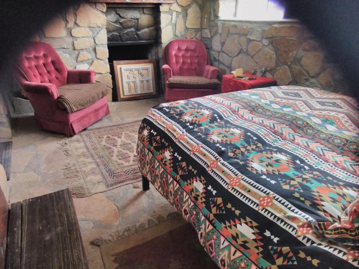 La Loma Del Chivo Llc Stone Cottage Alternative Building Marathon Εξωτερικό φωτογραφία