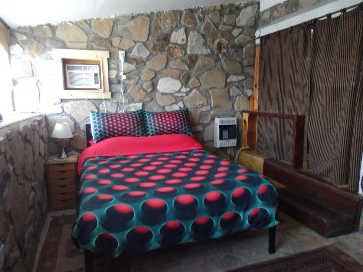 La Loma Del Chivo Llc Stone Cottage Alternative Building Marathon Εξωτερικό φωτογραφία
