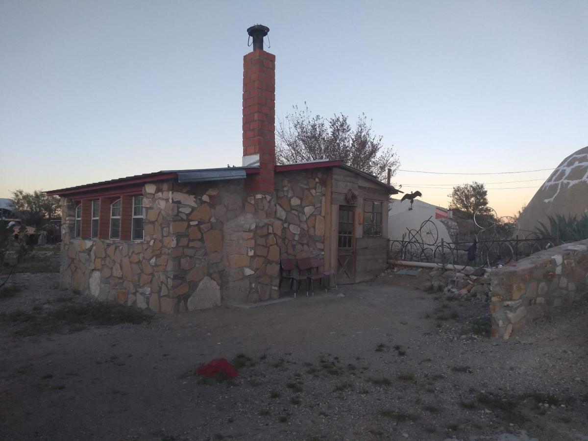La Loma Del Chivo Llc Stone Cottage Alternative Building Marathon Εξωτερικό φωτογραφία
